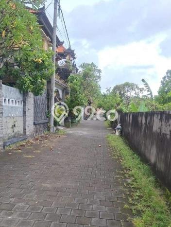 Lahan Dijual Lokasi Strategis di Denpasar dengan Luas 865m2 Lahan Dijual Lokasi Strategis di Denpasar dengan Luas 865m2