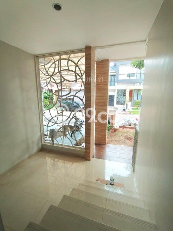 Rumah sewa siap huni 4 KT di Bintaro, Tangerang Selatan Rumah sewa siap huni 4 KT di Bintaro, Tangerang Selatan