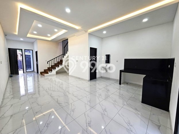 Rumah Minimalis 4 KT di Meruya Jakarta Barat Rumah Minimalis 4 KT di Meruya Jakarta Barat