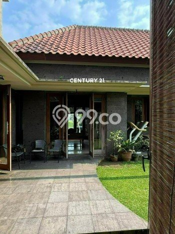 Hot Offer Hunian Mewah Ideal dan Luas di Serpong, Tangerang Selatan Hot Offer Hunian Mewah Ideal dan Luas di Serpong, Tangerang Selatan