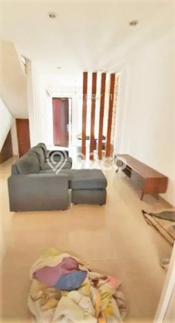 Hunian Mewah LB 200m2 Siap Huni Desain Elegan di Bintaro, Tangerang Selatan Hunian Mewah LB 200m2 Siap Huni Desain Elegan di Bintaro, Tangerang Selatan