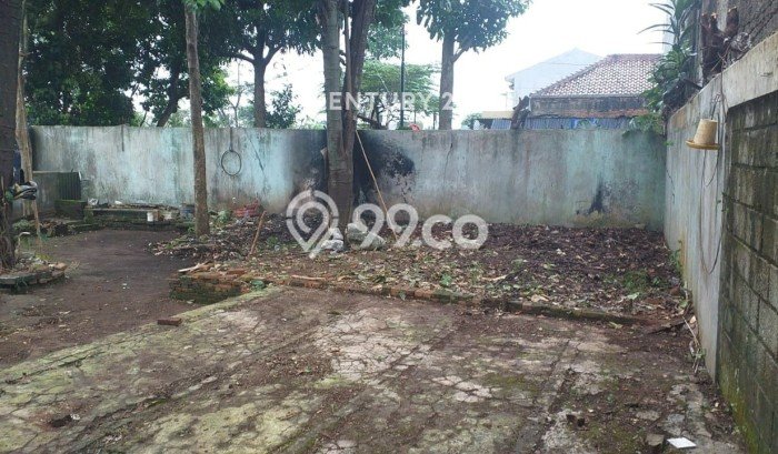 Rumah Eksklusif Dijual LT 757m2 di Ciputat, Tangerang Selatan Rumah Eksklusif Dijual LT 757m2 di Ciputat, Tangerang Selatan