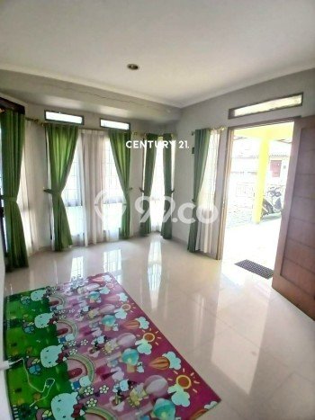 Rumah sewa siap pakai 3 Kamar Tidur di Bintaro, Tangerang Selatan Rumah sewa siap pakai 3 Kamar Tidur di Bintaro, Tangerang Selatan