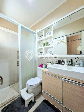 Rumah Strategis Modern Lb 107m2 di Ciputat, Tangerang Selatan Rumah Strategis Modern Lb 107m2 di Ciputat, Tangerang Selatan