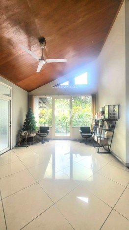Jual Rumah Luas Megah Dengan View Eksklusif di Bintaro, Tangerang Selatan Jual Rumah Luas Megah Dengan View Eksklusif di Bintaro, Tangerang Selatan