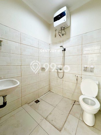 Ready to Use! Luxury House LT 144m2 Desain Modern di Bintaro Ready to Use! Luxury House LT 144m2 Desain Modern di Bintaro