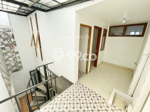 Dijual Rumah Mewah Megah Dengan View Cantik di Bintaro, Tangerang Selatan Dijual Rumah Mewah Megah Dengan View Cantik di Bintaro, Tangerang Selatan