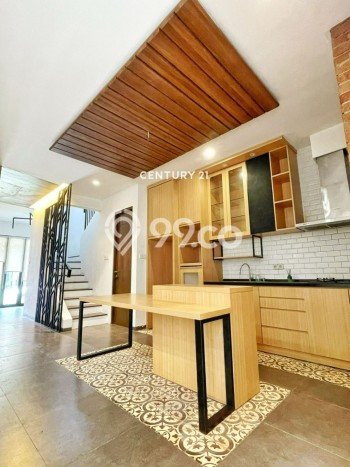 Dijual Rumah Mewah Megah Dengan View Cantik di Bintaro, Tangerang Selatan Dijual Rumah Mewah Megah Dengan View Cantik di Bintaro, Tangerang Selatan