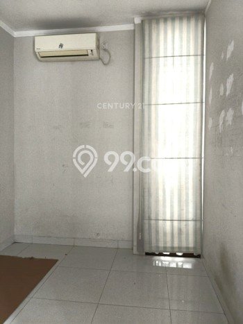 FEATURED! Rumah kawasan , 3 KM, Lokasi Strategis, LT 195m2m² Bangunan 200m2m² FEATURED! Rumah kawasan , 3 KM, Lokasi Strategis, LT 195m2m² Bangunan 200m2m²