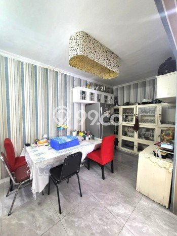 Dijual Hunian Rumah Terawat 3 KT di Bintaro, Tangerang Selatan Dijual Hunian Rumah Terawat 3 KT di Bintaro, Tangerang Selatan