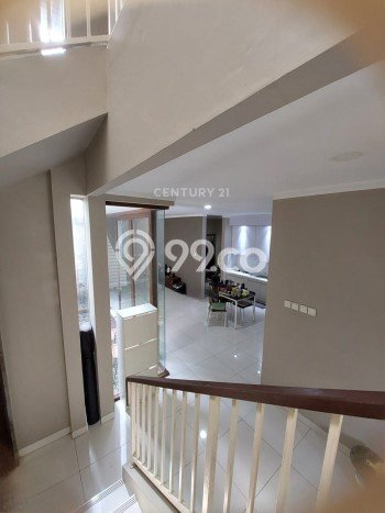 Jarang Ada! Rumah Sewa 4 Kamar Bagus Siap Huni Bintaro Jarang Ada! Rumah Sewa 4 Kamar Bagus Siap Huni Bintaro