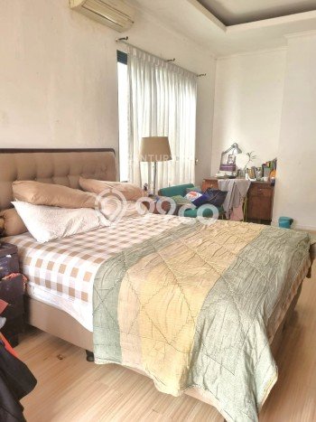 Rumah sewa siap pakai 4 KT di Bintaro, Tangerang Selatan Rumah sewa siap pakai 4 KT di Bintaro, Tangerang Selatan