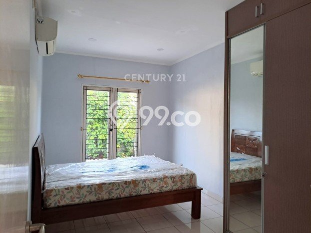 Disewakan! Rumah 3 Kamar Tidur &
2 Kamar Mandi di Bintaro, Tangerang Selatan Disewakan! Rumah 3 Kamar Tidur &
2 Kamar Mandi di Bintaro, Tangerang Selatan