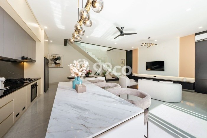Investasi Menjanjikan! Vila Kawasan , Dimensi 200m2m², Dekat Mudah Pusat Kota Investasi Menjanjikan! Vila Kawasan , Dimensi 200m2m², Dekat Mudah Pusat Kota