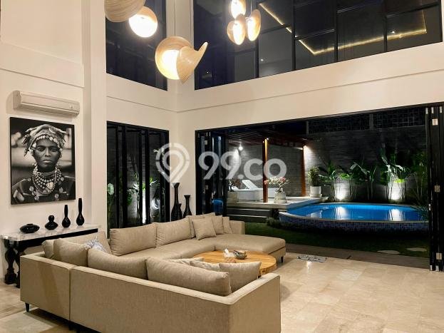 Vila Kawasan Kerobokan, Area 550m2m², Dekat ke Fasilitas Umum Vila Kawasan Kerobokan, Area 550m2m², Dekat ke Fasilitas Umum
