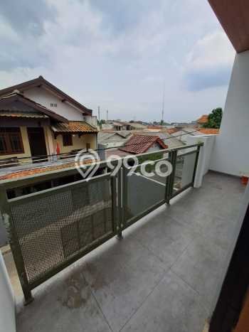 Rumah Luas Asri 3 KT Siap Pakai di Bintaro Tangerang Selatan Rumah Luas Asri 3 KT Siap Pakai di Bintaro Tangerang Selatan