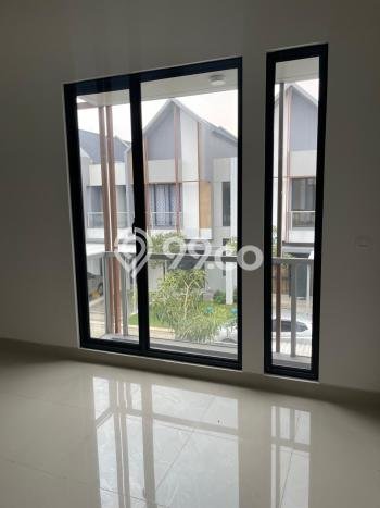 Rumah Bagus Siap Huni Di BSD Luas 92m2 Lokasi Strategis Rumah Bagus Siap Huni Di BSD Luas 92m2 Lokasi Strategis