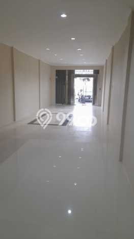 Dijual Ruko Kawasan Premium Kawasan Kebayoran Lama, Luas 89m2m², Jalan Raya Dijual Ruko Kawasan Premium Kawasan Kebayoran Lama, Luas 89m2m², Jalan Raya