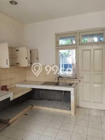 LOKASI STRATEGIS! Komersial Kawasan , Luas 400m2m², Pusat Perdagangan LOKASI STRATEGIS! Komersial Kawasan , Luas 400m2m², Pusat Perdagangan