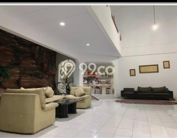 Hunian Mewah LB 520m2 Siap Huni Desain Elegan di Meruya, Jakarta Barat Hunian Mewah LB 520m2 Siap Huni Desain Elegan di Meruya, Jakarta Barat