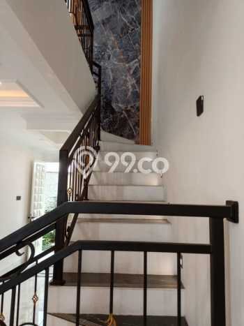 Best Deal Hunian Premium Ideal dan Luas di Jagakarsa, Jakarta Selatan Best Deal Hunian Premium Ideal dan Luas di Jagakarsa, Jakarta Selatan