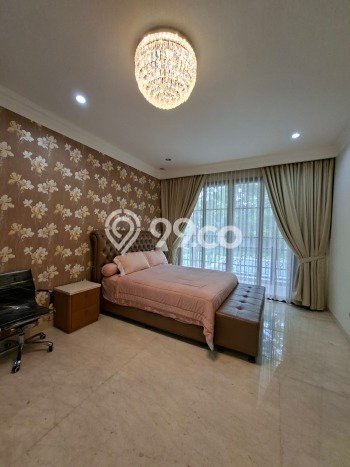 Hunian Elit LB 570m2 Siap Pakai Desain Elegan di Bintaro, Jakarta Selatan Hunian Elit LB 570m2 Siap Pakai Desain Elegan di Bintaro, Jakarta Selatan