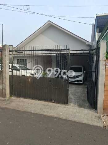 Ready to Use! Luxury House LT 247m2 Desain Elegan di Srengseng Ready to Use! Luxury House LT 247m2 Desain Elegan di Srengseng