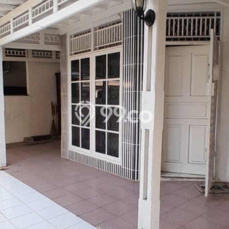 Dijual Rumah 3 Kamar Lokasi Ideal Bagus dan Strategis di Ciputat Dijual Rumah 3 Kamar Lokasi Ideal Bagus dan Strategis di Ciputat