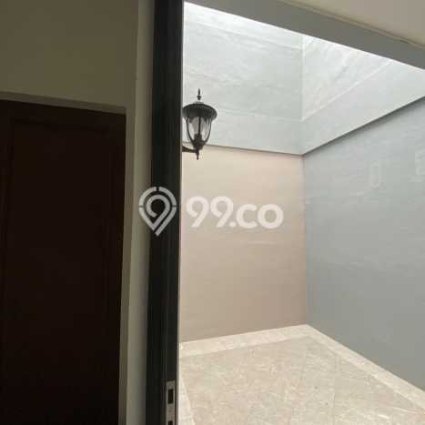 Rumah Modern 2 KT di Sektor 6 - Bintaro Tangerang Selatan Unfurnished Rumah Modern 2 KT di Sektor 6 - Bintaro Tangerang Selatan Unfurnished
