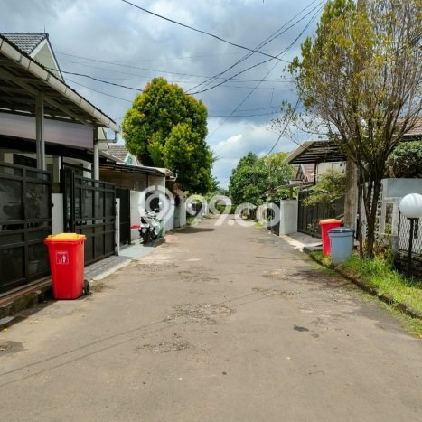 Rumah Luxury Modern Tanpa Renovasi di Sektor 3A - Bintaro Tangerang Selatan Rumah Luxury Modern Tanpa Renovasi di Sektor 3A - Bintaro Tangerang Selatan