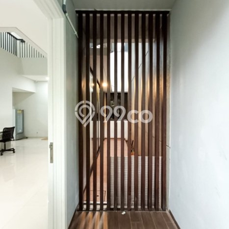 Ready to Use! Premium House LT 120m2 Desain Elegan di Sektor 9-Bintaro Ready to Use! Premium House LT 120m2 Desain Elegan di Sektor 9-Bintaro