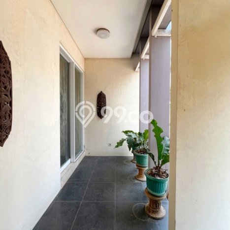 Hunian Mewah LB 195m2 Siap Huni Desain Elegan di Sektor 8 - Bintaro, Tangerang Selatan Hunian Mewah LB 195m2 Siap Huni Desain Elegan di Sektor 8 - Bintaro, Tangerang Selatan