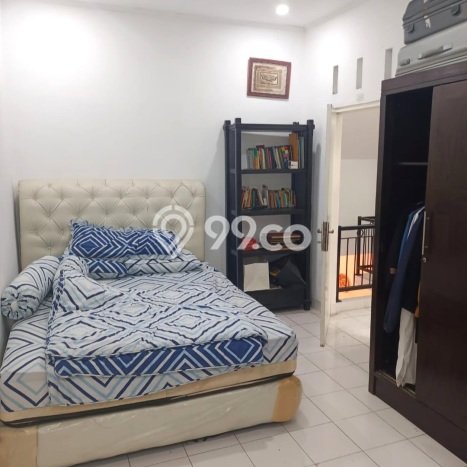 Rumah Eksklusif Dijual LT 120m2 di Ciputat, Tangerang Selatan Rumah Eksklusif Dijual LT 120m2 di Ciputat, Tangerang Selatan