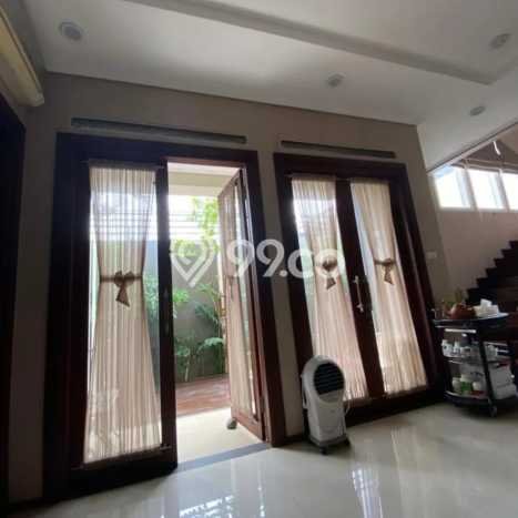 Hunian Mewah LB 350m2 Siap Huni Desain Elegan di Sektor 9-Bintaro, Tangerang Selatan Hunian Mewah LB 350m2 Siap Huni Desain Elegan di Sektor 9-Bintaro, Tangerang Selatan