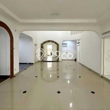 Rumah Elit Modern Tanpa Renovasi di Sektor 6 - Bintaro Tangerang Selatan Rumah Elit Modern Tanpa Renovasi di Sektor 6 - Bintaro Tangerang Selatan