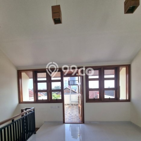 For Sale Rumah 3 Kamar Lokasi Ideal Bagus dan Strategis di Ciputat For Sale Rumah 3 Kamar Lokasi Ideal Bagus dan Strategis di Ciputat