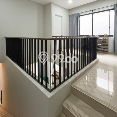 Rumah Elit Modern Tanpa Renovasi di Sektor 9-Bintaro Tangerang Selatan Rumah Elit Modern Tanpa Renovasi di Sektor 9-Bintaro Tangerang Selatan