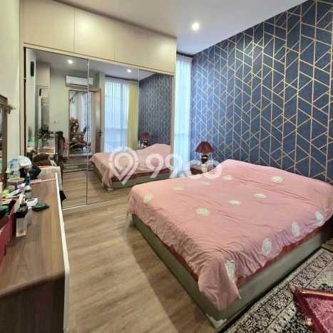 Hunian Mewah LB 324m2 Siap Pakai Desain Elegan di Sektor 5 - Bintaro, Tangerang Selatan Hunian Mewah LB 324m2 Siap Pakai Desain Elegan di Sektor 5 - Bintaro, Tangerang Selatan