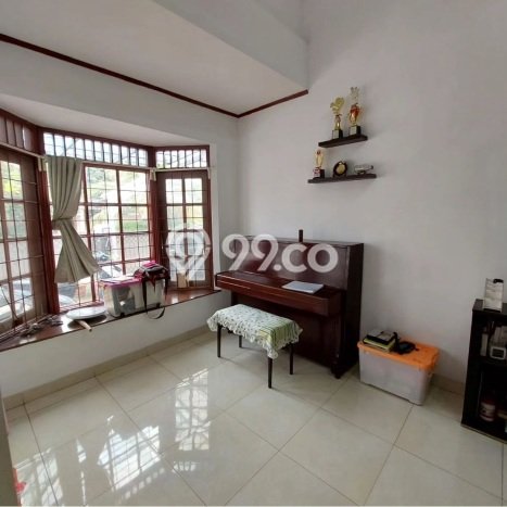Rumah Luxury Modern Siap Huni di Sektor 5 - Bintaro Tangerang Selatan Rumah Luxury Modern Siap Huni di Sektor 5 - Bintaro Tangerang Selatan