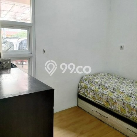 Rumah Luas Asri 2 KT Siap Pakai di Sektor 5 - Bintaro Tangerang Selatan Rumah Luas Asri 2 KT Siap Pakai di Sektor 5 - Bintaro Tangerang Selatan