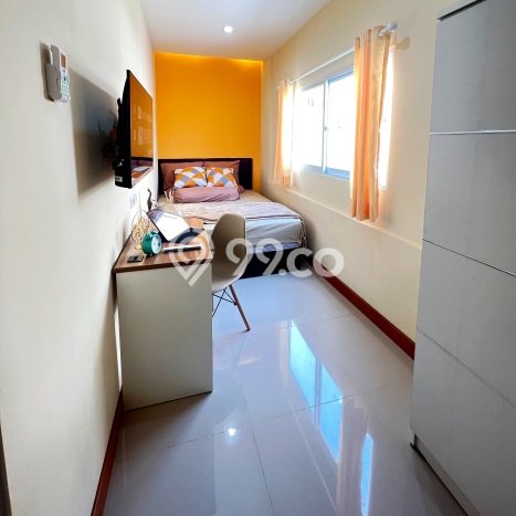 Unit Kost Dijual di Harmoni dengan 23 Kamar Kawasan Strategis Unit Kost Dijual di Harmoni dengan 23 Kamar Kawasan Strategis
