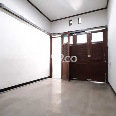 Rumah Luxury Modern Tanpa Renovasi di Sektor 9-Bintaro Tangerang Selatan Rumah Luxury Modern Tanpa Renovasi di Sektor 9-Bintaro Tangerang Selatan