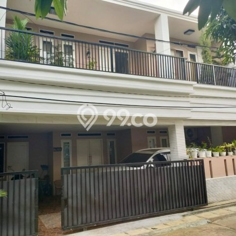 Rumah Strategis Modern Lb 225m2 di Pondok Aren, Tangerang Selatan Rumah Strategis Modern Lb 225m2 di Pondok Aren, Tangerang Selatan