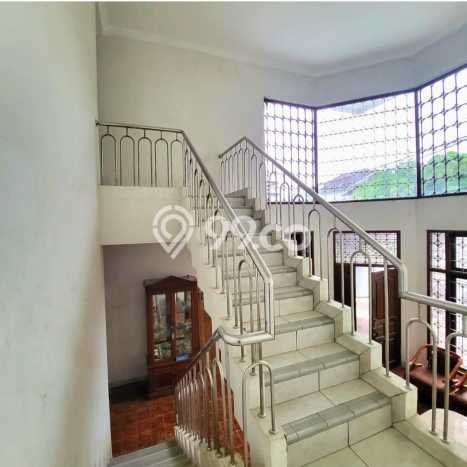 Rumah Luxury Modern Tanpa Renovasi di Sektor 3A - Bintaro Tangerang Selatan Rumah Luxury Modern Tanpa Renovasi di Sektor 3A - Bintaro Tangerang Selatan