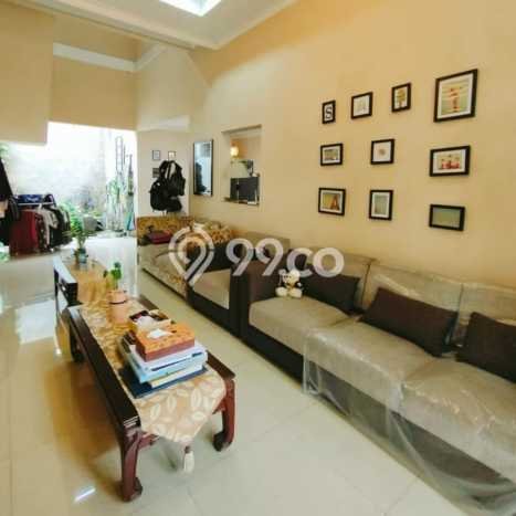 Hunian Elit LB 200m2 Siap Huni Desain Elegan di Sektor 1 - Bintaro, Jakarta Selatan Hunian Elit LB 200m2 Siap Huni Desain Elegan di Sektor 1 - Bintaro, Jakarta Selatan