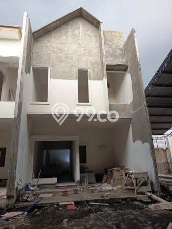 Kesempatan Memiliki Rumah 3 Kamar Tidur dan 3 Kamar Mandi di Lokasi Strategis , Surabaya Kesempatan Memiliki Rumah 3 Kamar Tidur dan 3 Kamar Mandi di Lokasi Strategis , Surabaya
