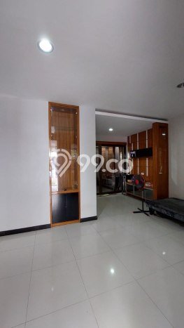 Disewakan! Rumah 2 Kamar Tidur &
2 Kamar Mandi di Pakuwon City, Surabaya Disewakan! Rumah 2 Kamar Tidur &
2 Kamar Mandi di Pakuwon City, Surabaya