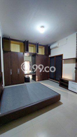 SPECIAL PRICE! Rumah di Surabaya Kota, 3 KT, Akses Mudah Pusat Kota, LT 187m2m² Bangunan 187m2m² SPECIAL PRICE! Rumah di Surabaya Kota, 3 KT, Akses Mudah Pusat Kota, LT 187m2m² Bangunan 187m2m²
