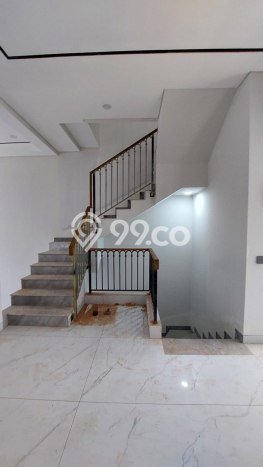 Hunian Eksklusif Dijual LT 140m2 di Pakuwon City, Surabaya Hunian Eksklusif Dijual LT 140m2 di Pakuwon City, Surabaya