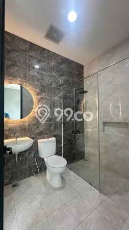 Rumah Luxury Modern Siap Huni di Pakuwon City Surabaya Rumah Luxury Modern Siap Huni di Pakuwon City Surabaya
